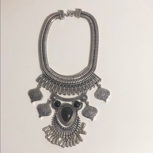 Forever 21 maxi necklace